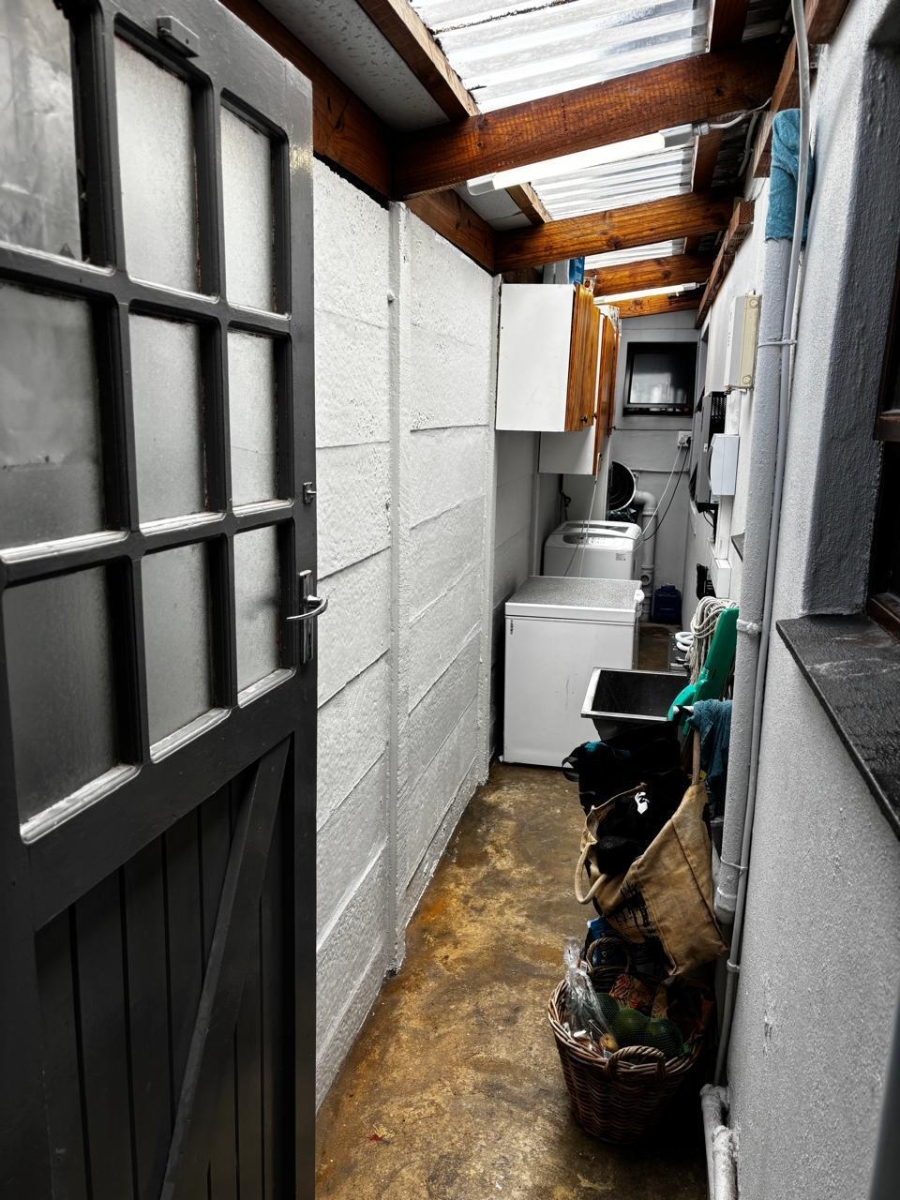 3 Bedroom Property for Sale in Strandfontein Village Western Cape